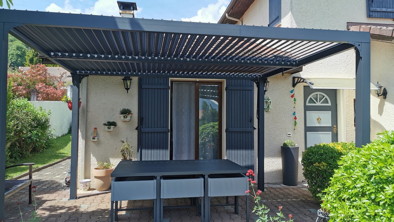 Photo of Outdoor in Cras