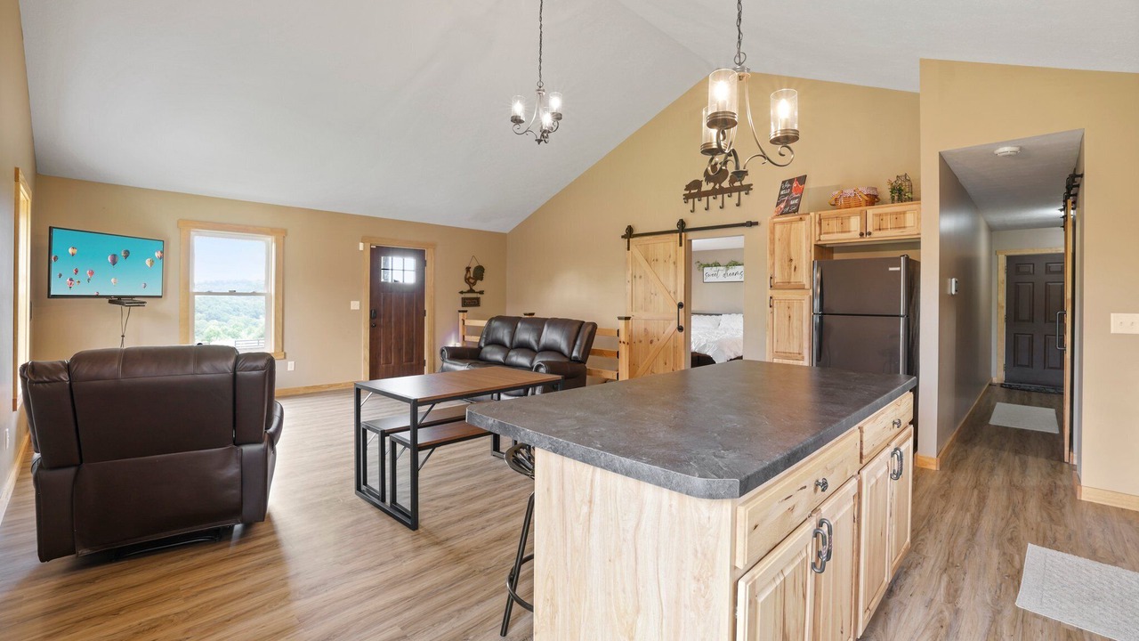 Photo of Others in McArthur