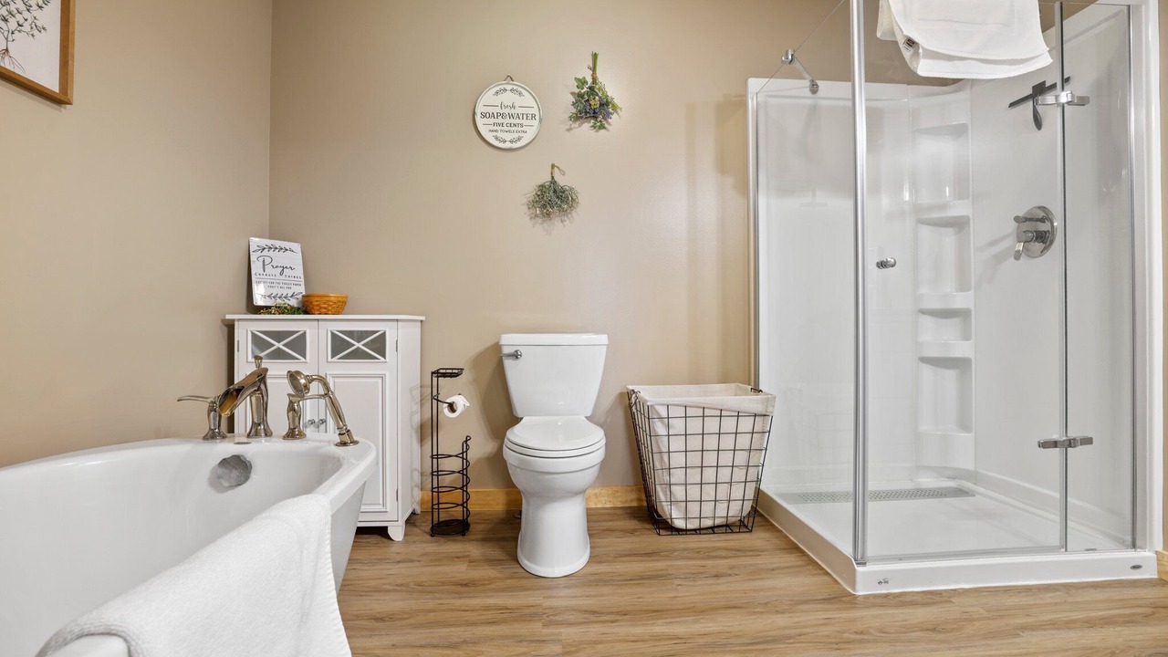 Photo of Bathroom in McArthur