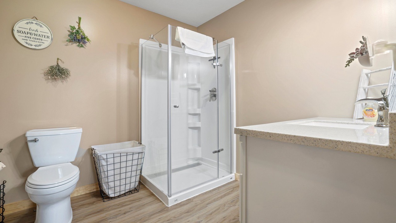 Photo of Bathroom in McArthur