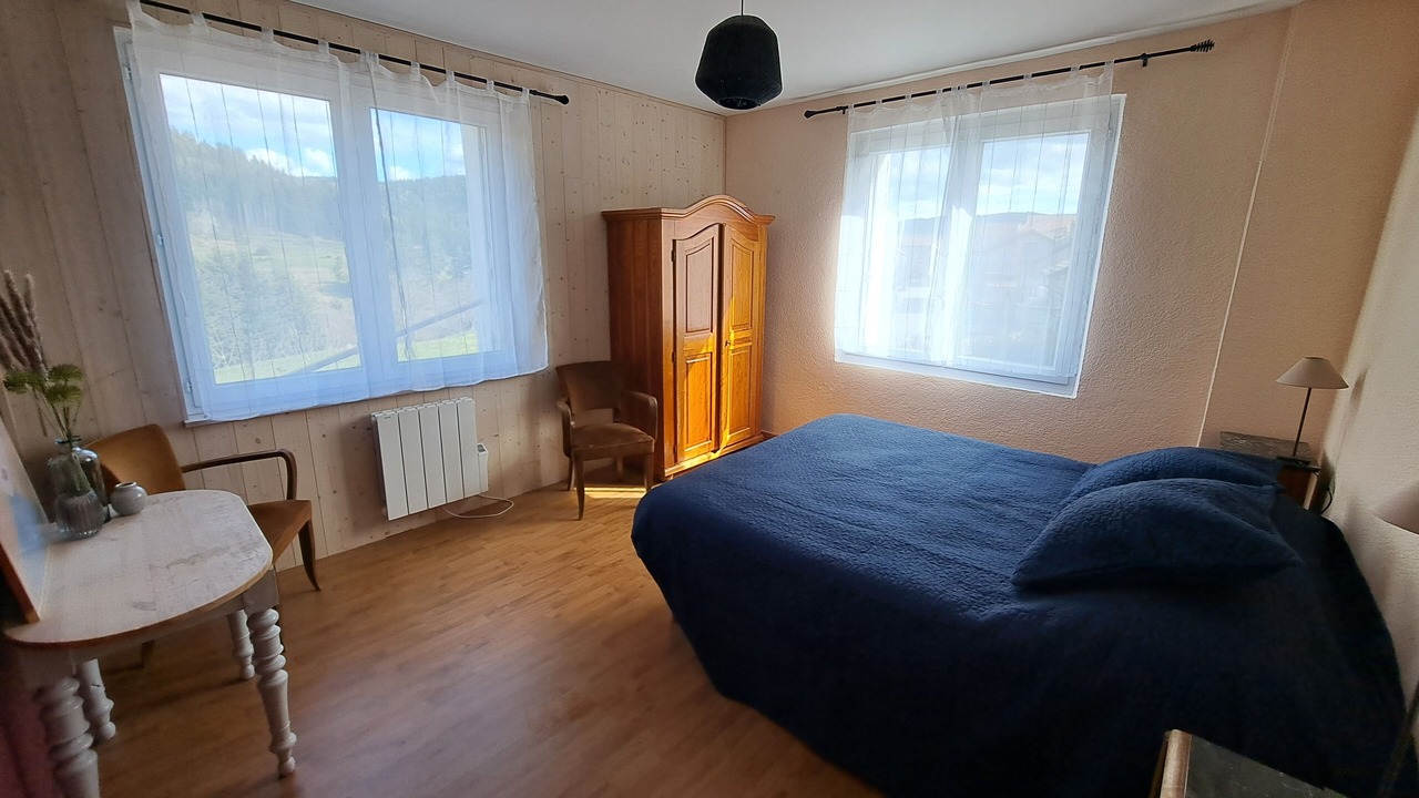 Photo of Bedroom in Issarles