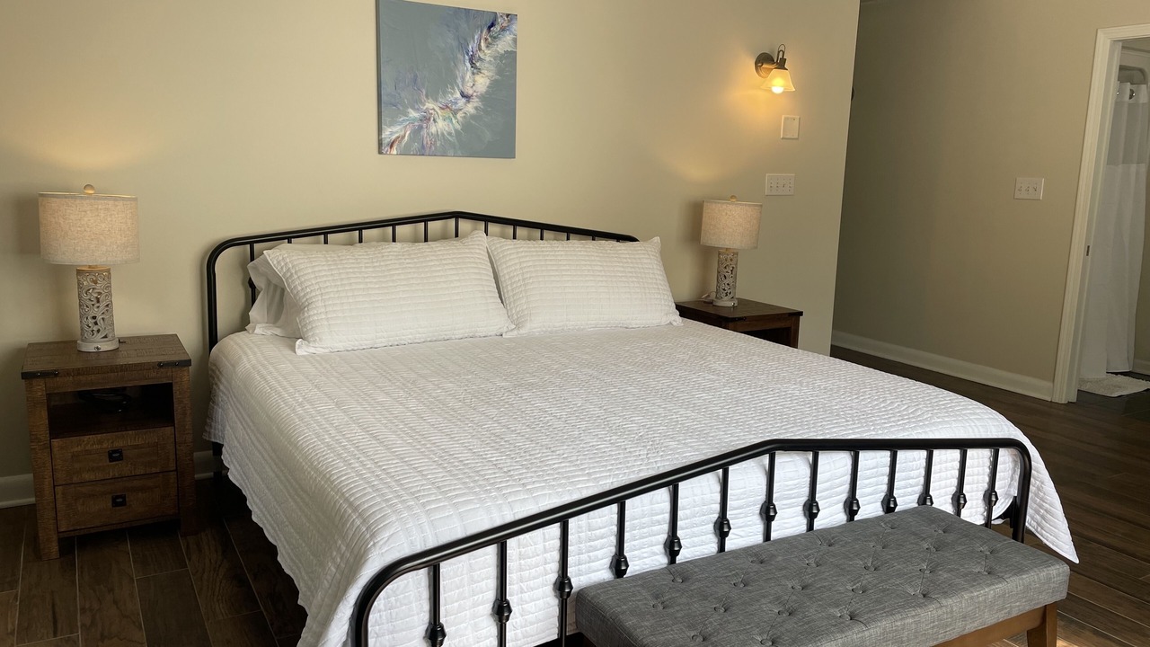 Photo of Bedroom in Monaca