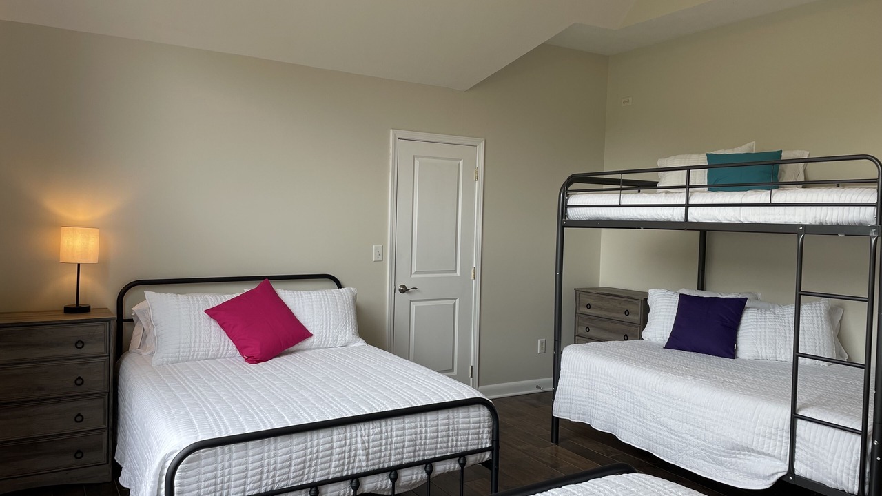 Photo of Bedroom in Monaca