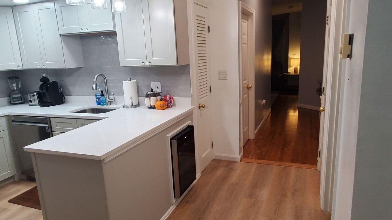 Photo of Kitchen in Columbus Park - Andrew Square