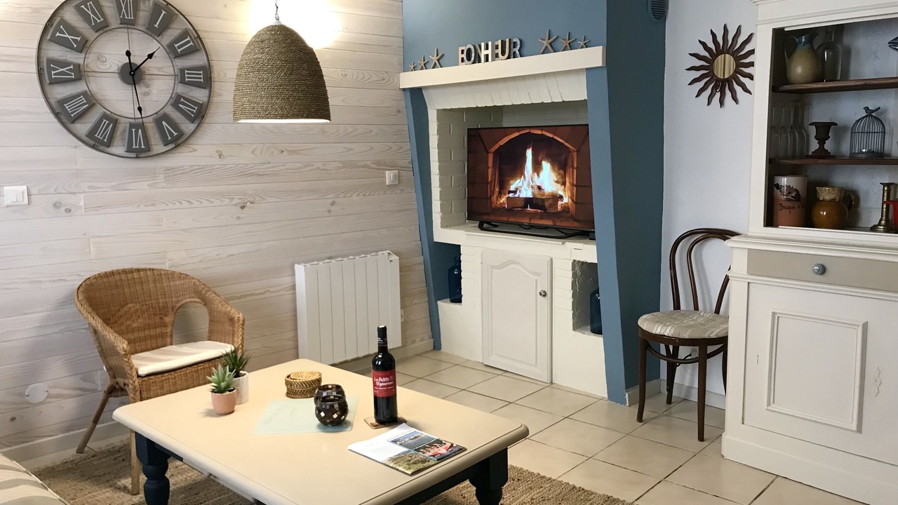 Photo of Livingroom in Peyriac-de-Mer