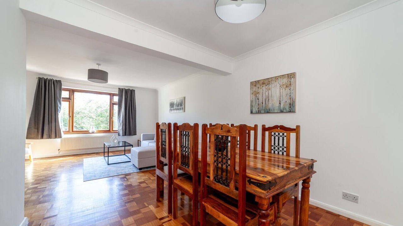 Photo of Others in Ealing Broadway