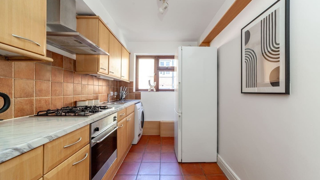 Photo of Kitchen in Ealing Broadway