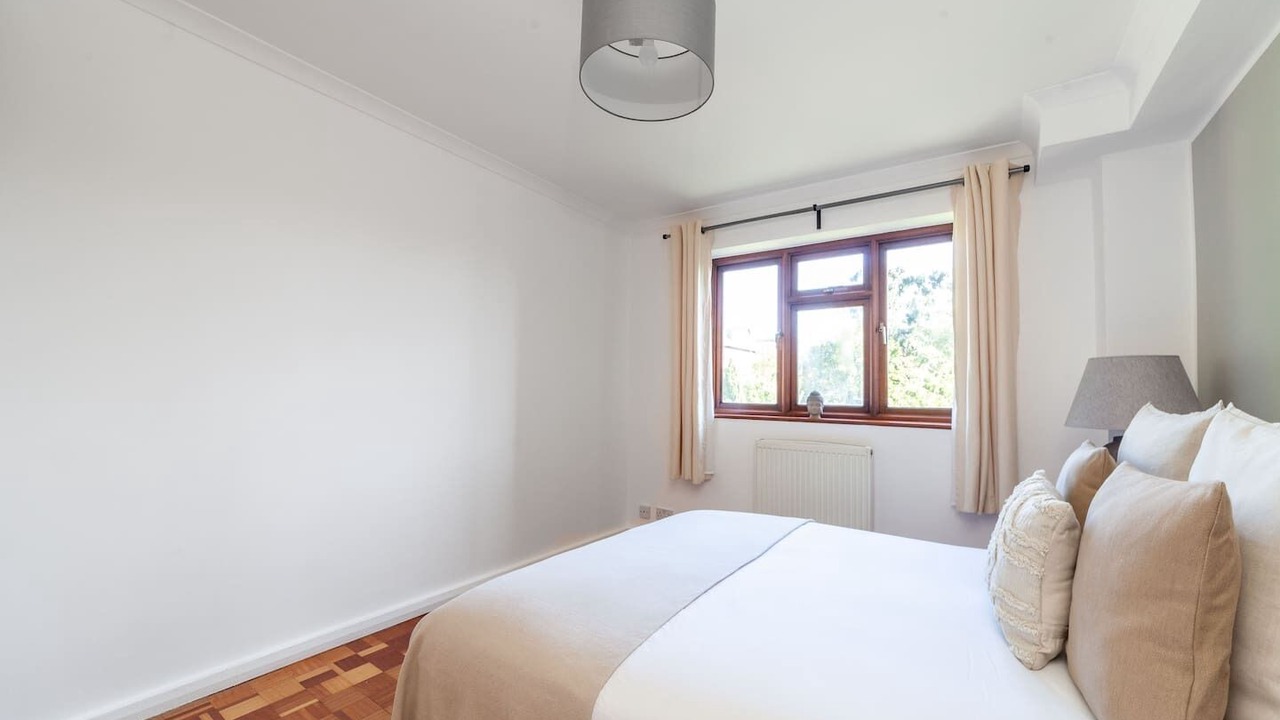 Photo of Bedroom in Ealing Broadway