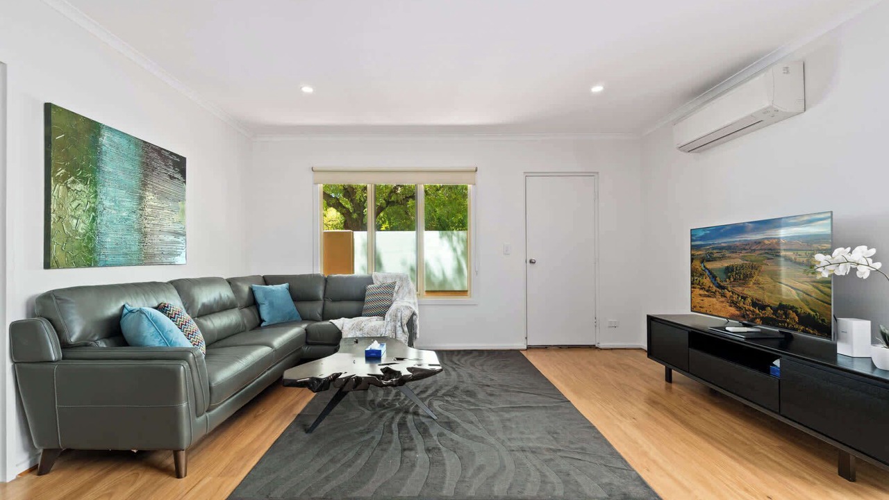 Photo of Livingroom in Adelaide Central Business District