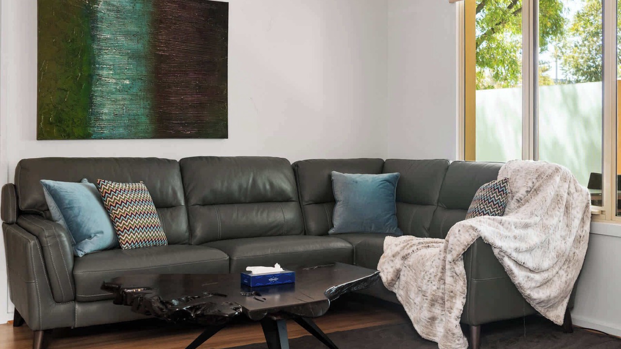 Photo of Livingroom in Adelaide Central Business District