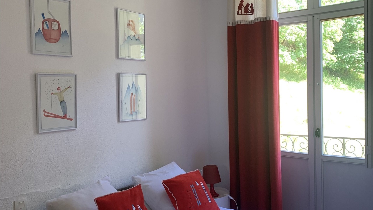 Photo of Bedroom in Mayregne