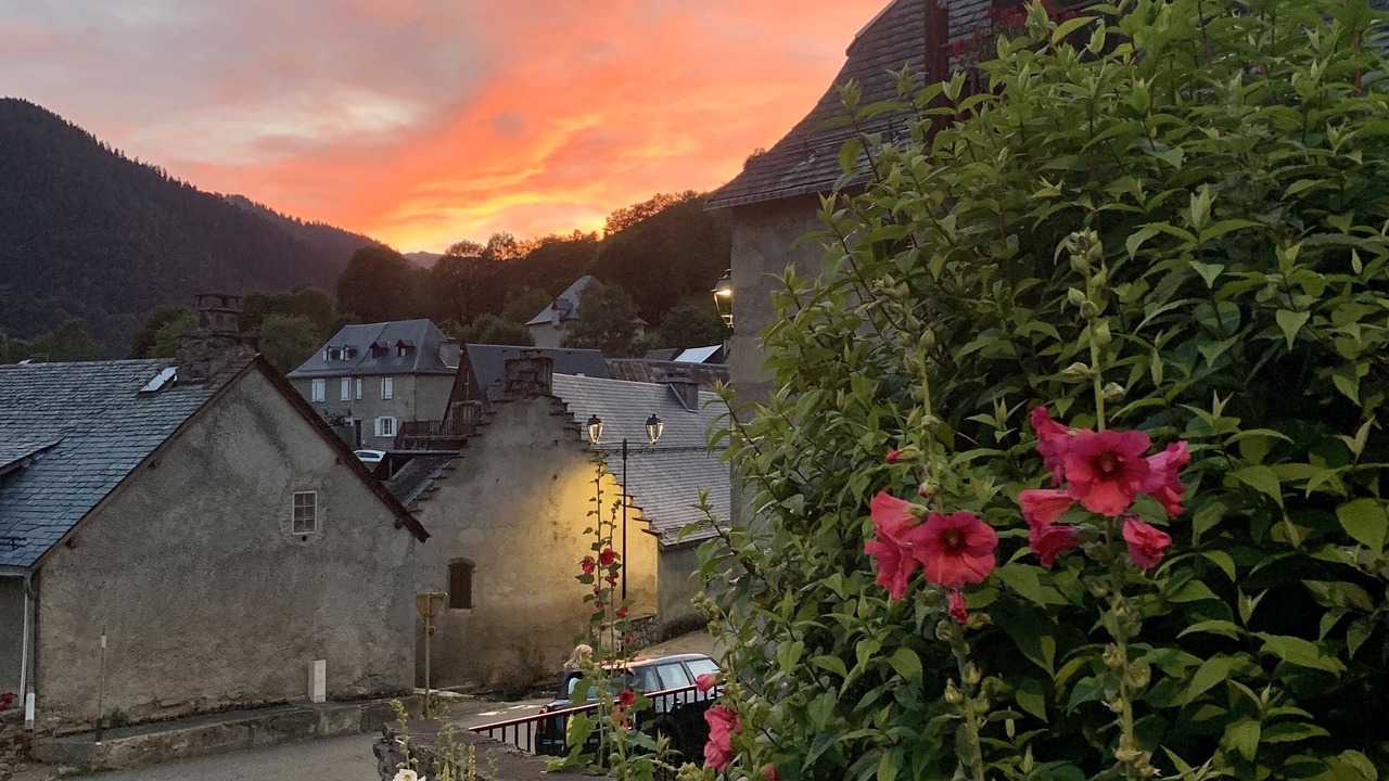 Photo of Outdoor in Mayregne