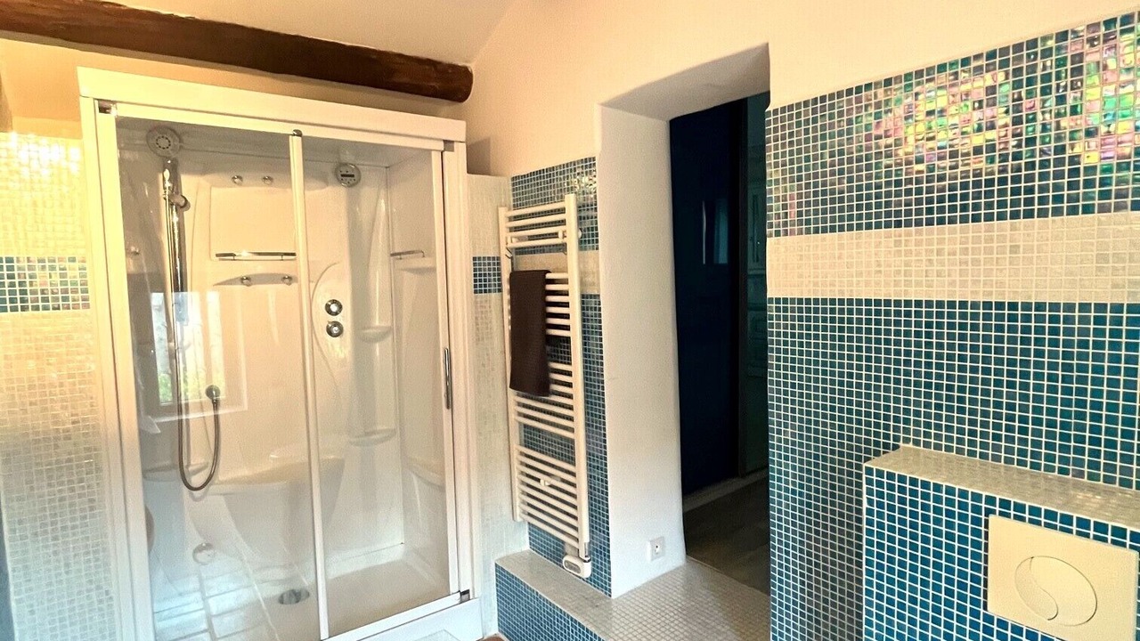 Photo of Bathroom in Seguret
