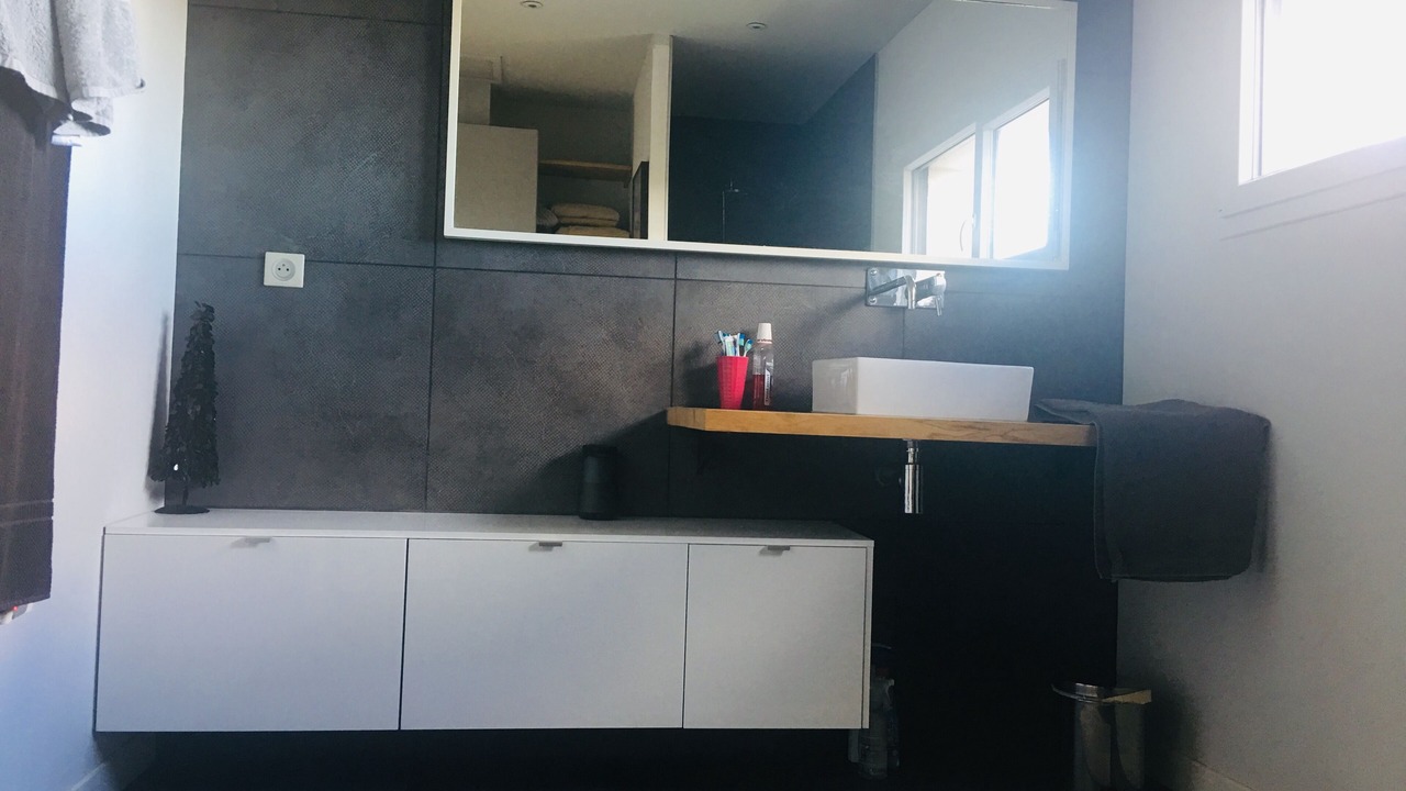 Photo of Bathroom in Juvignac