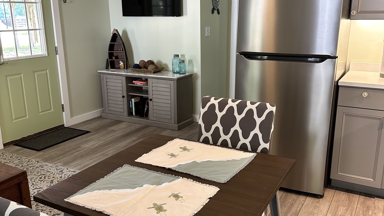 Photo of Others in Valley Lee