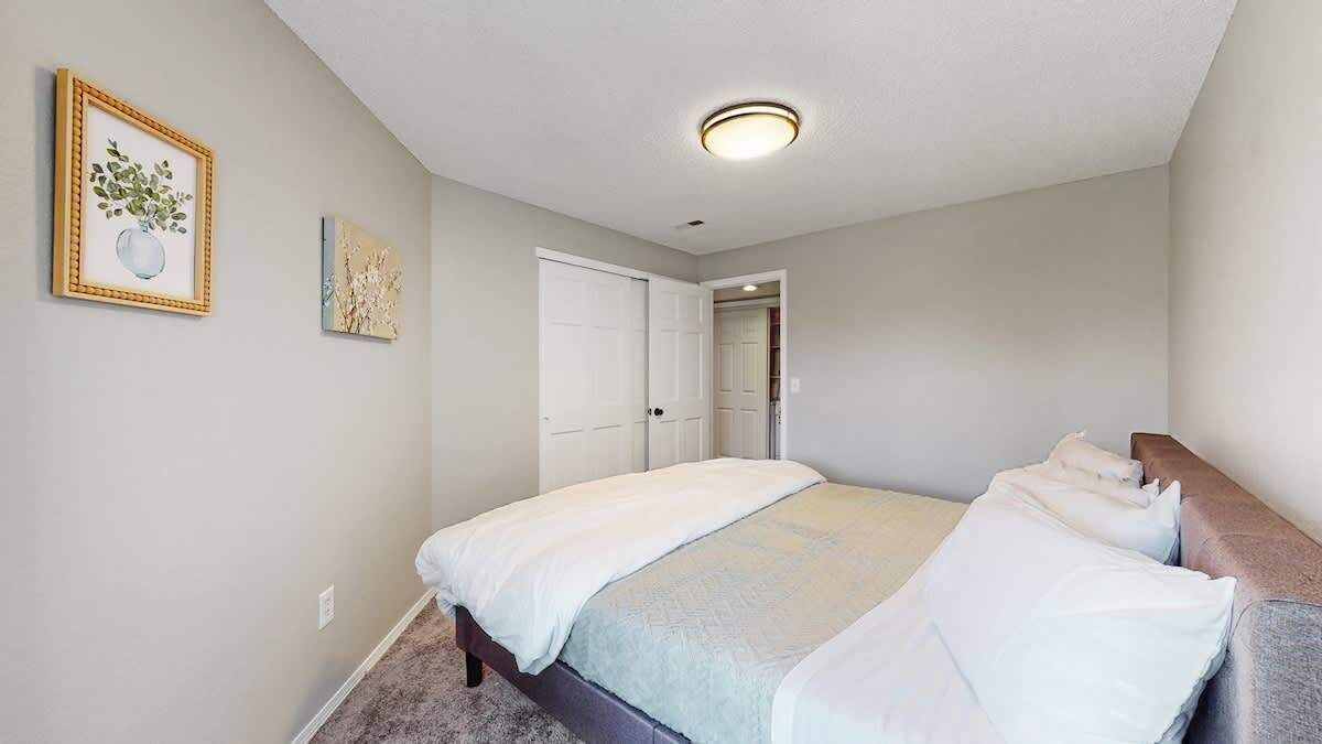 Photo of Bedroom in Aurora Hills