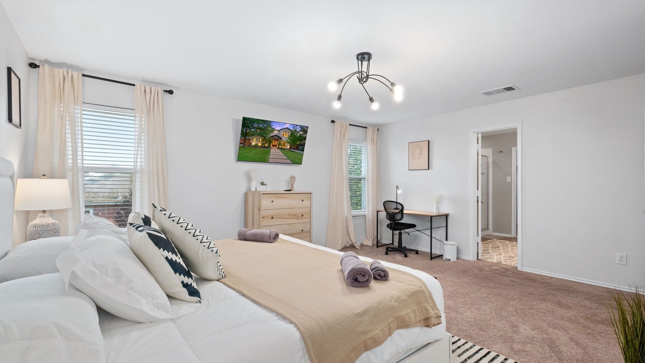 Photo of Bedroom in Grand Prairie