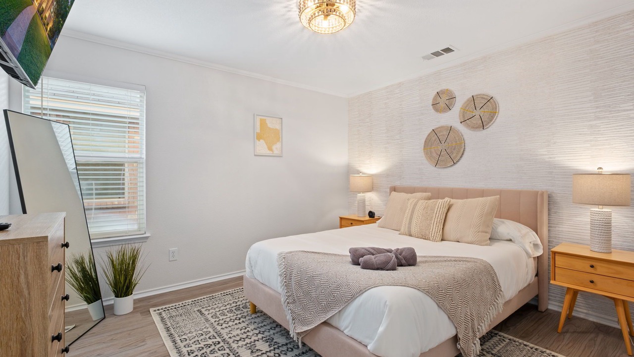 Photo of Bedroom in Grand Prairie