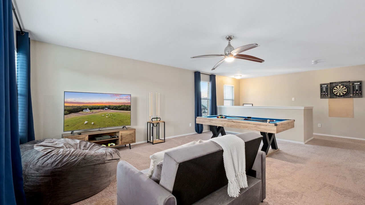 Photo of Livingroom in Grand Prairie