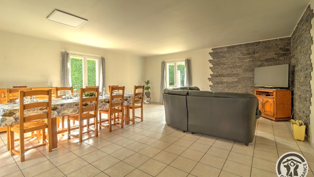 Photo of Others in Duerne