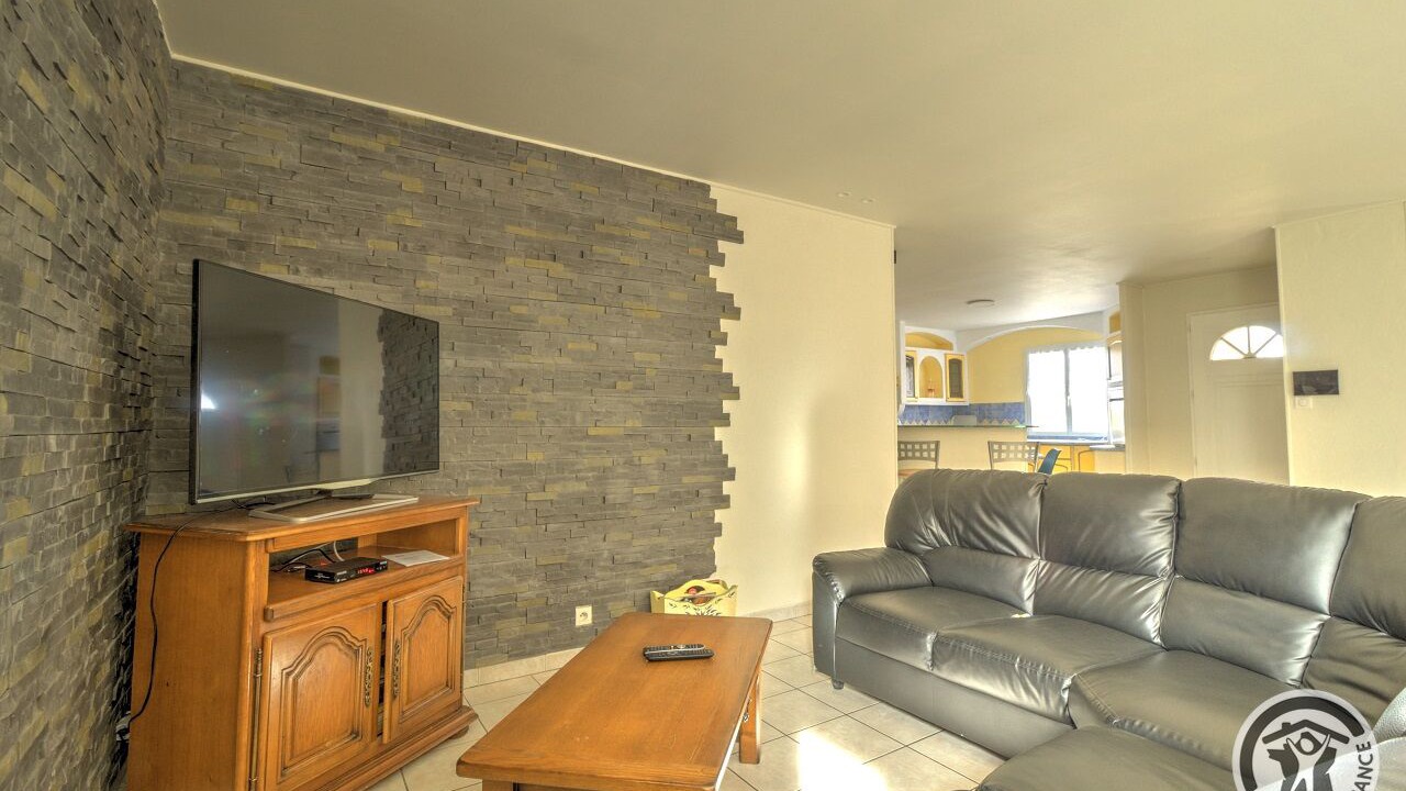 Photo of Livingroom in Duerne