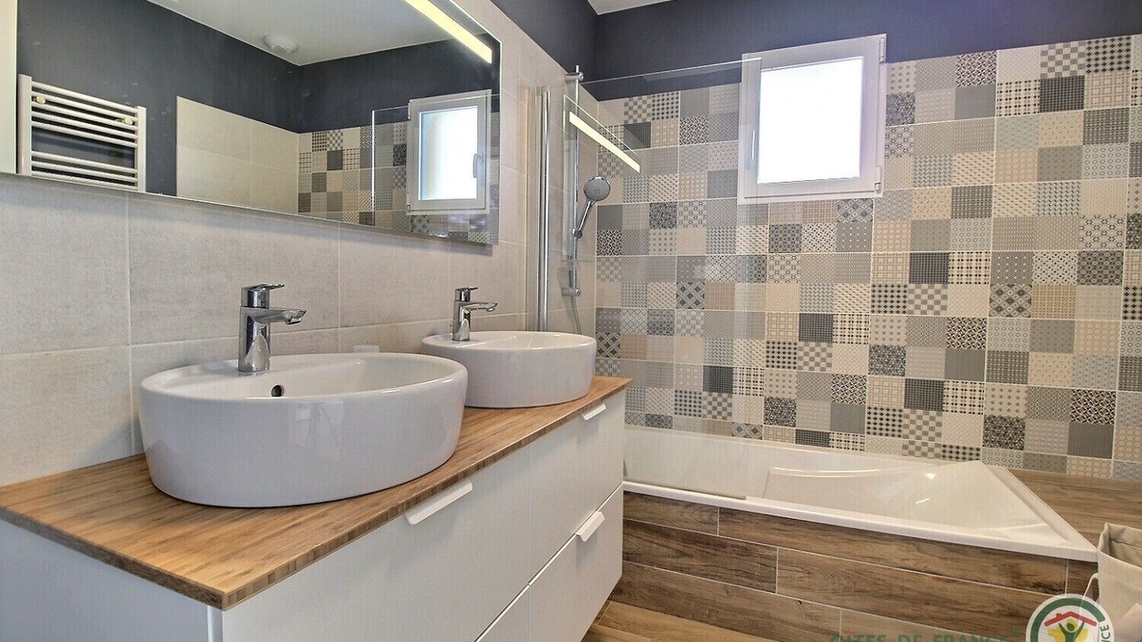 Photo of Bathroom in Binic
