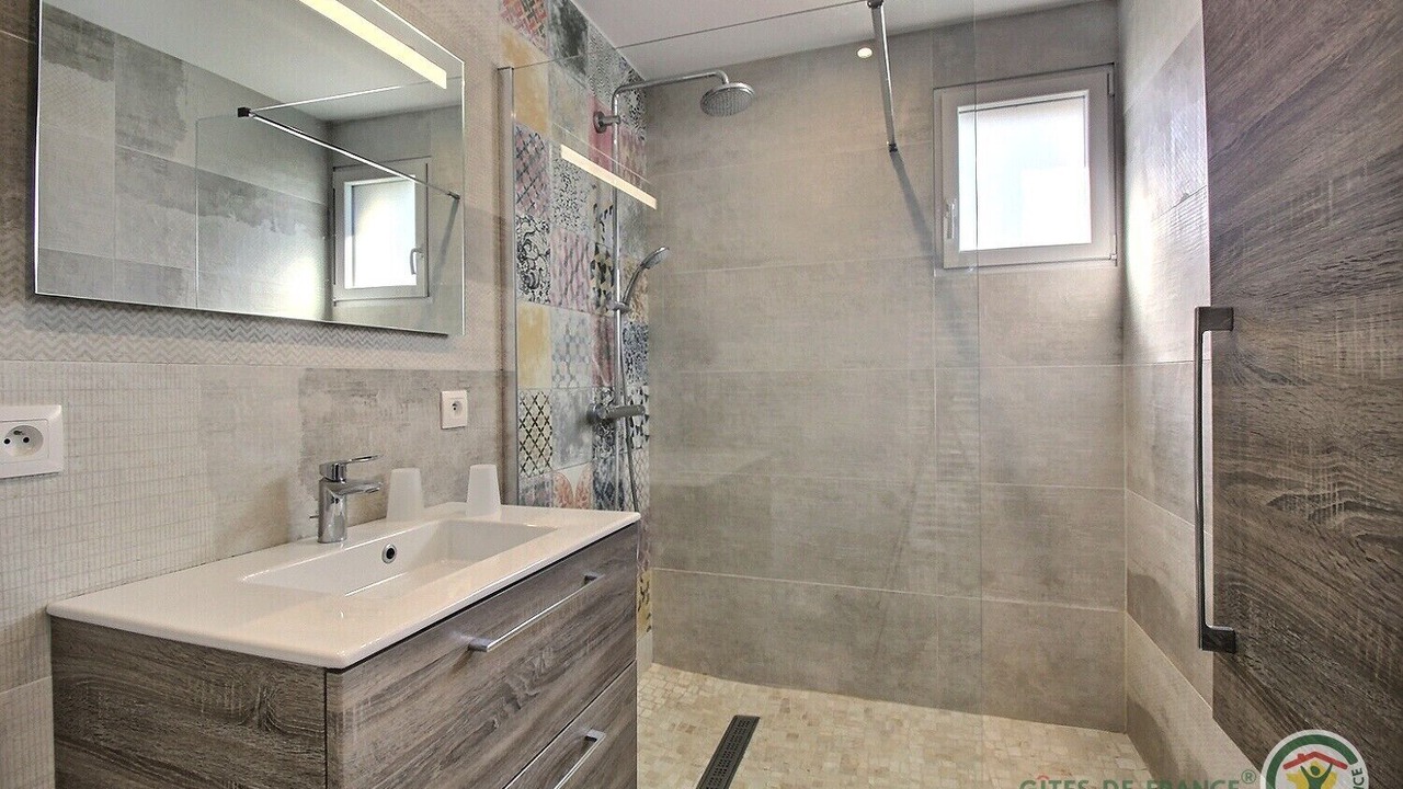 Photo of Bathroom in Binic