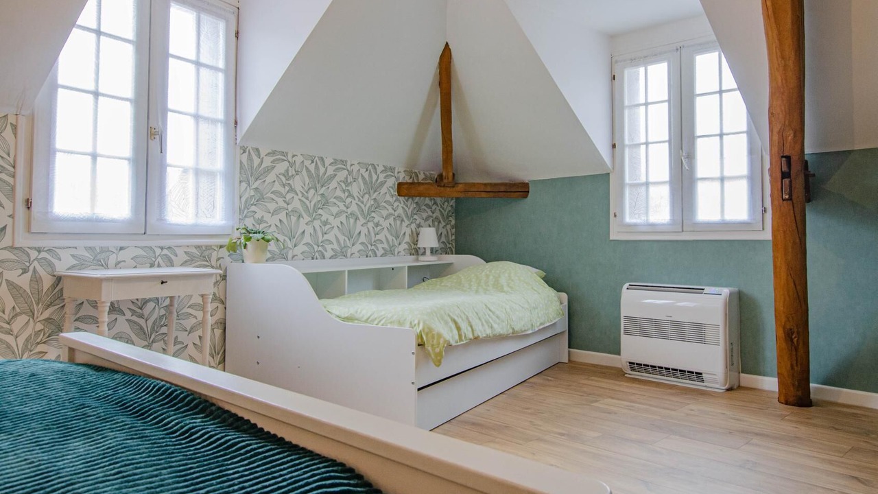 Photo of Bedroom in Clerey