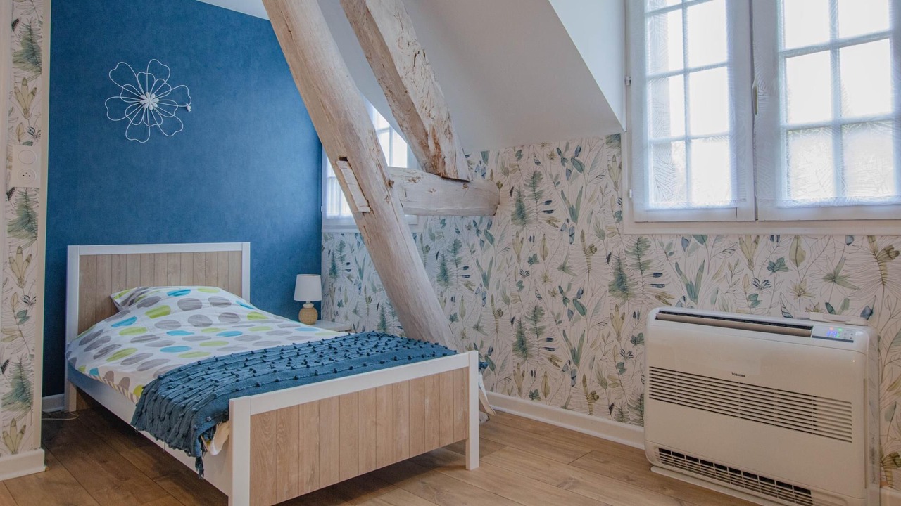 Photo of Bedroom in Clerey