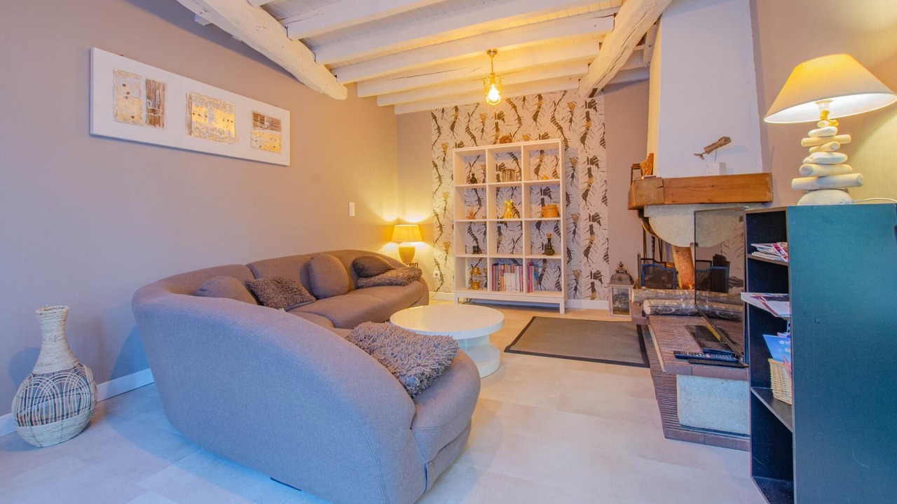 Photo of Livingroom in Clerey