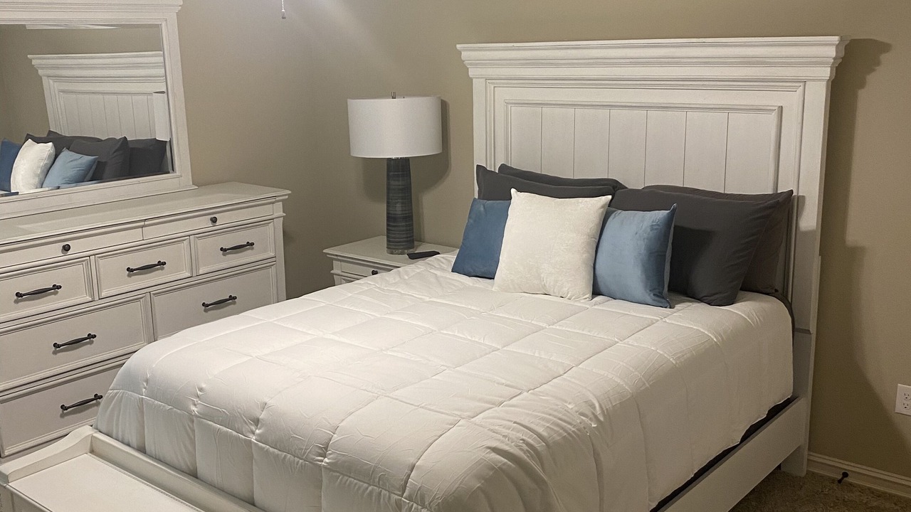 Photo of Bedroom in Broken Arrow