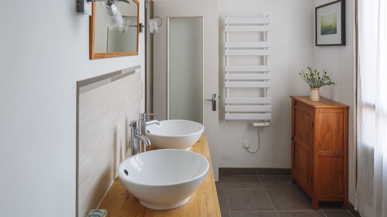 Photo of Bathroom in Pouzolles