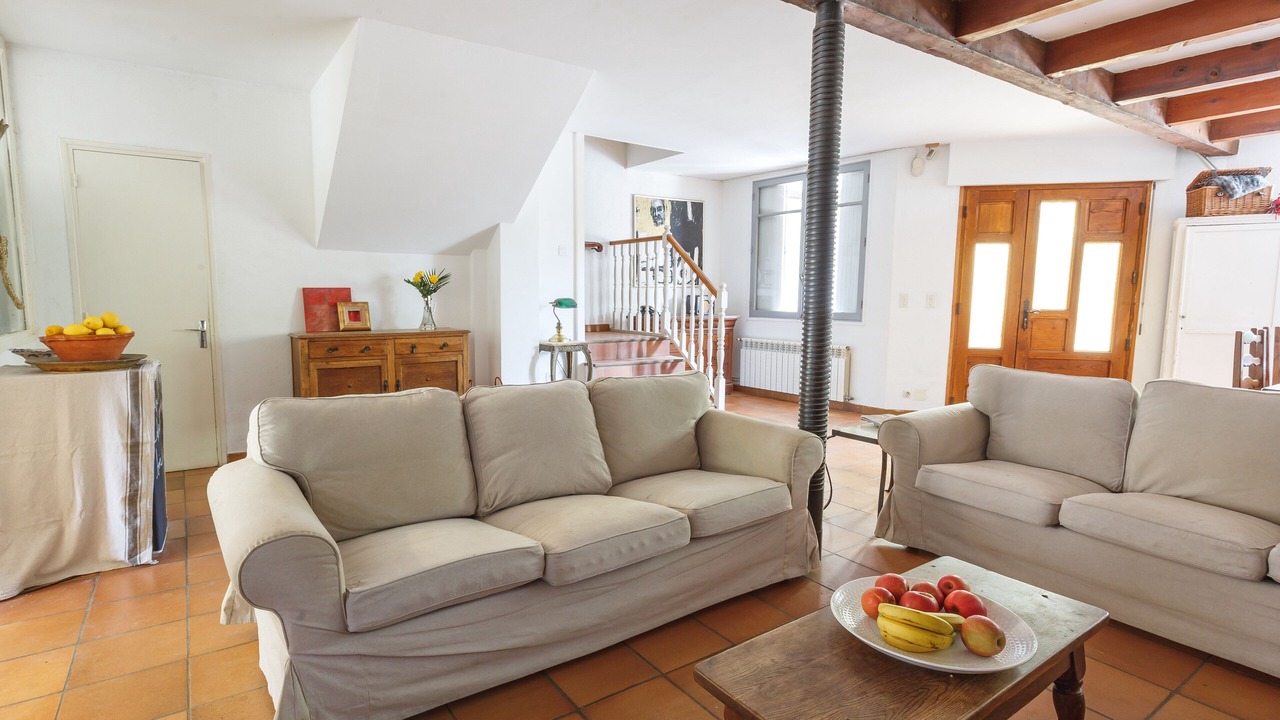 Photo of Livingroom in Pouzolles