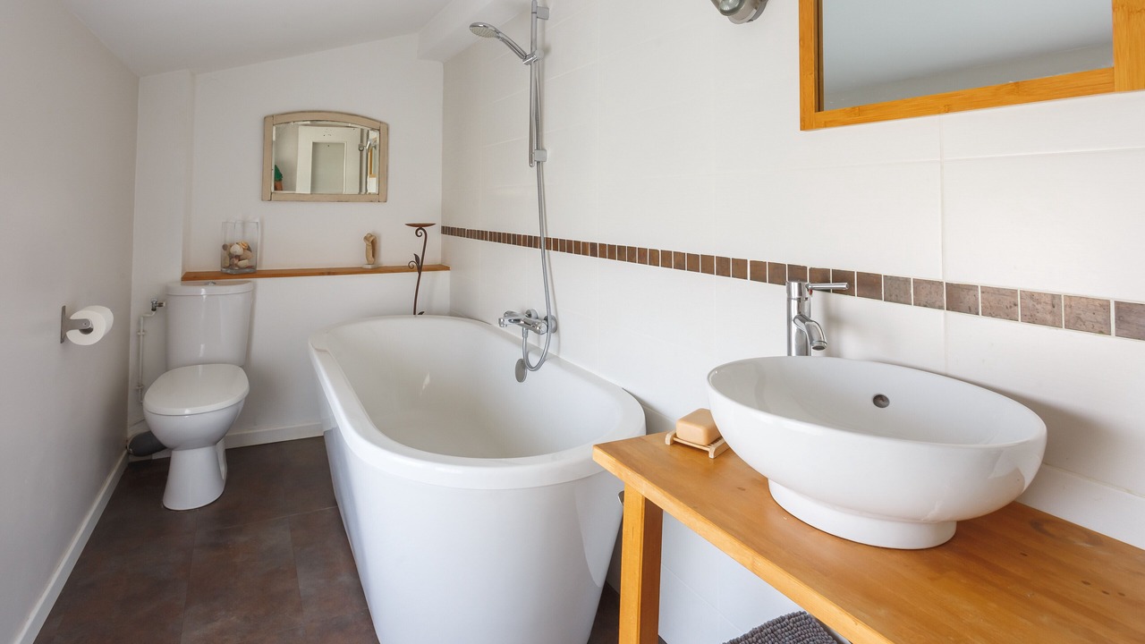 Photo of Bathroom in Pouzolles