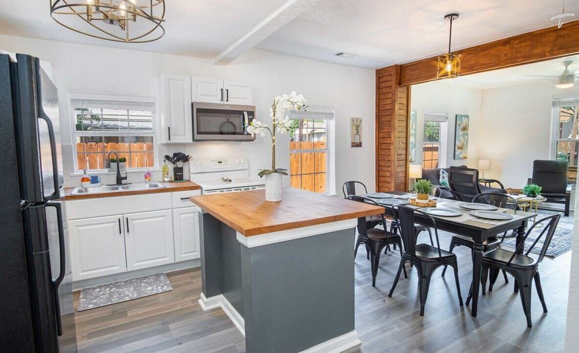 Photo of Kitchen in Nevada Street