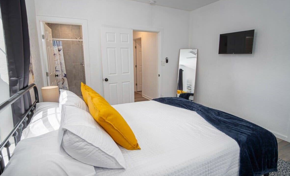 Photo of Bedroom in Nevada Street