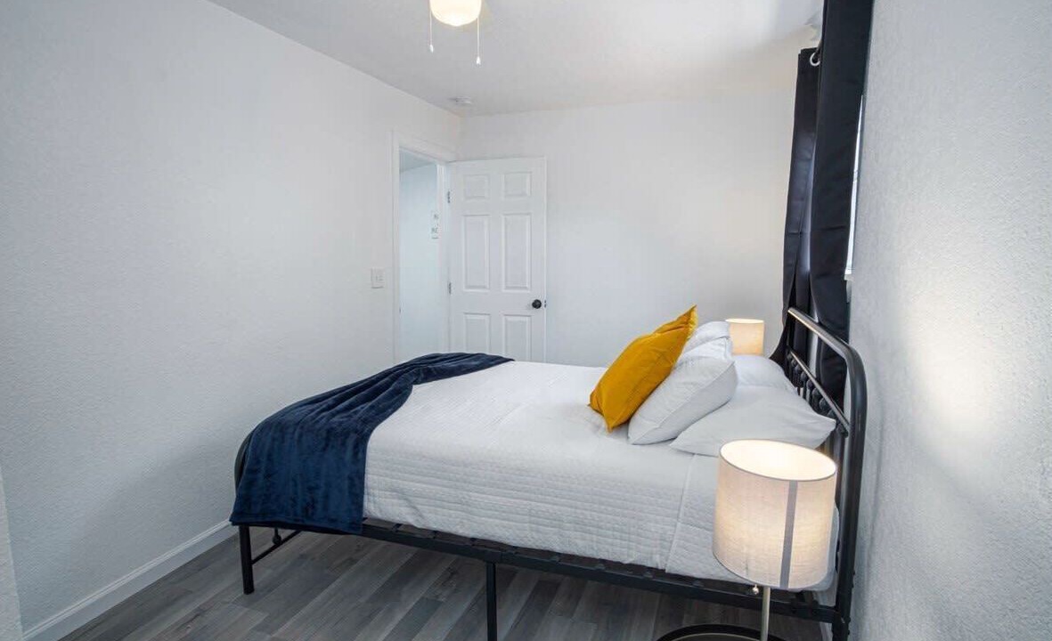 Photo of Bedroom in Nevada Street