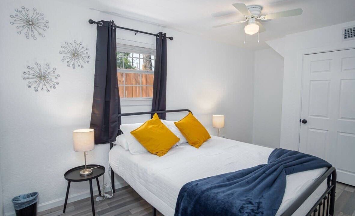 Photo of Bedroom in Nevada Street
