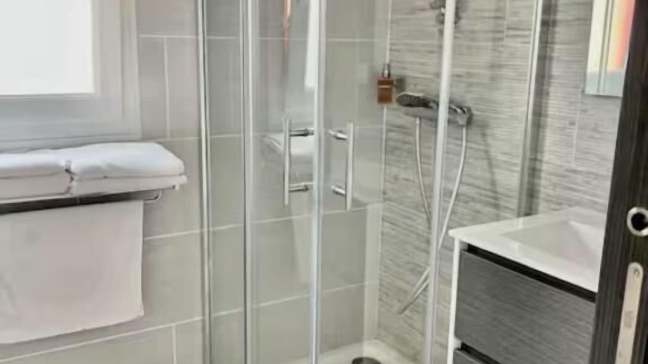 Photo of Bathroom in Mers-les-Bains