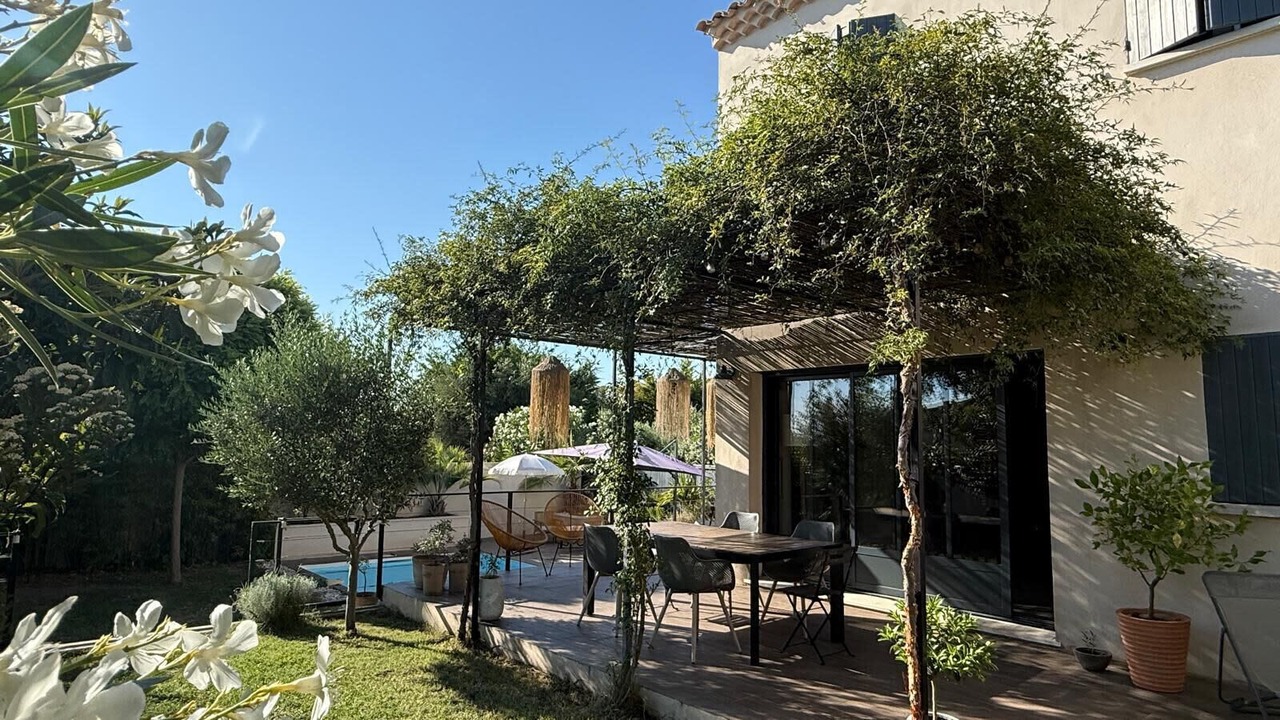 Photo of Outdoor in Lagnes