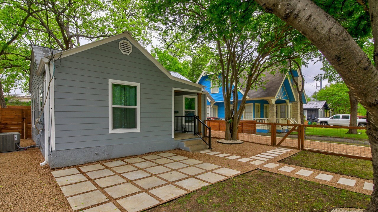 Photo of Outdoor in Cherrywood