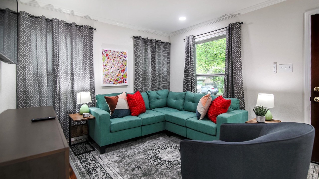 Photo of Livingroom in Cherrywood