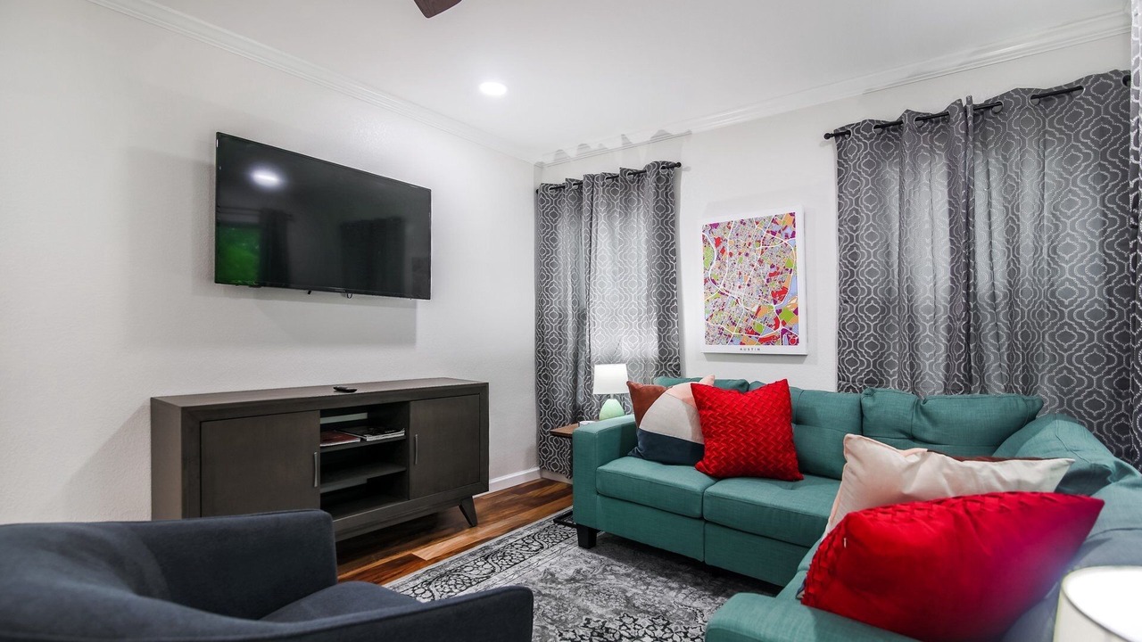 Photo of Livingroom in Cherrywood