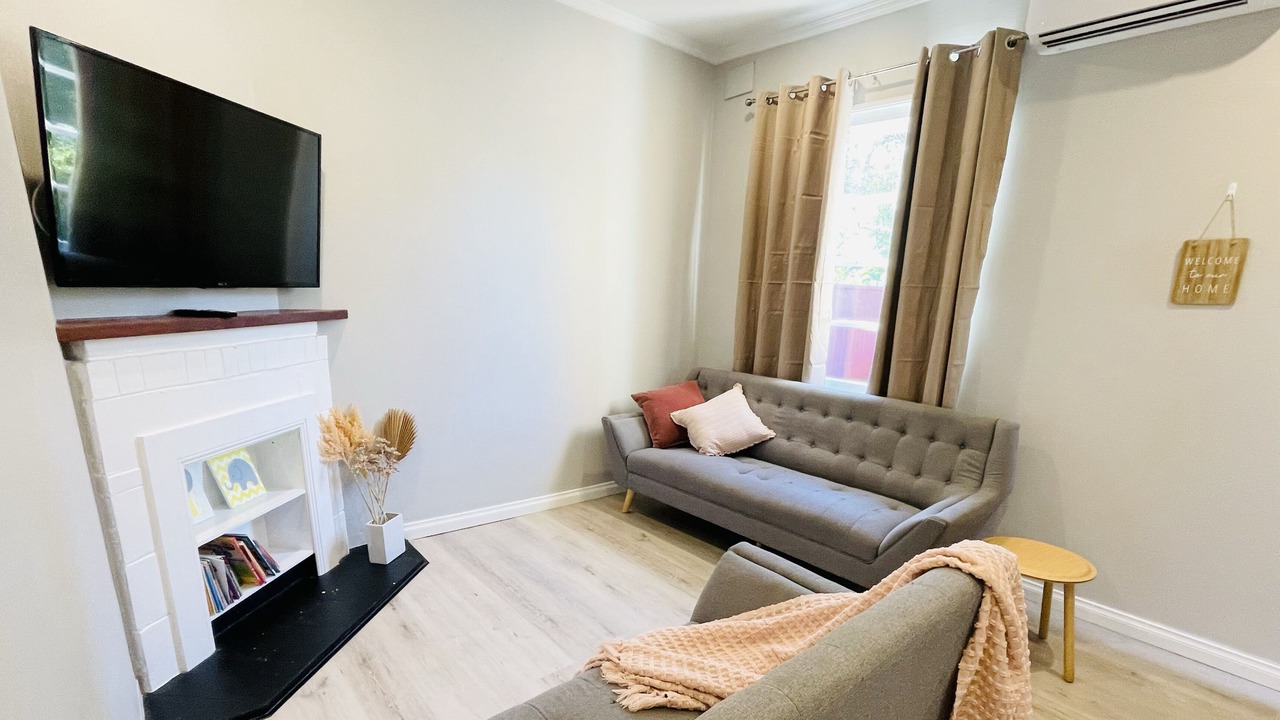 Photo of Livingroom in Edwardstown