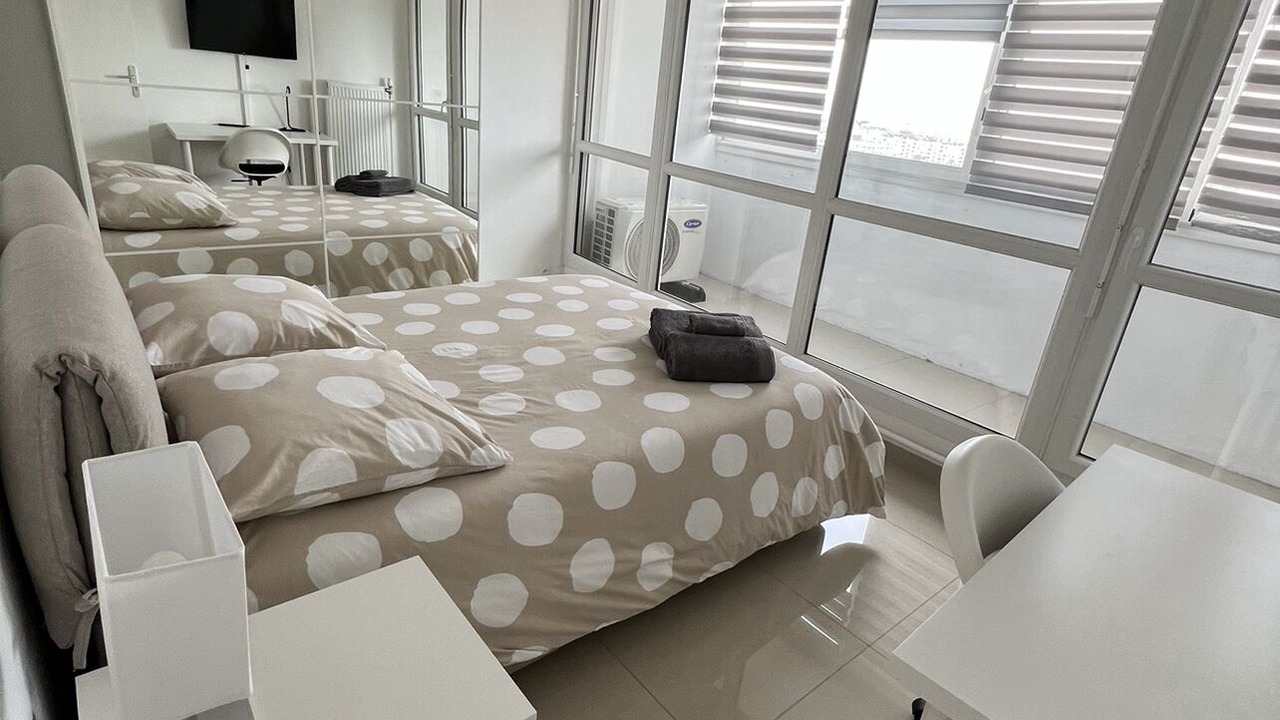 Photo of Bedroom in Cusset