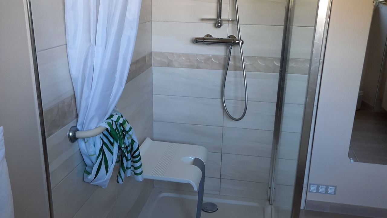 Photo of Bathroom in Fourg