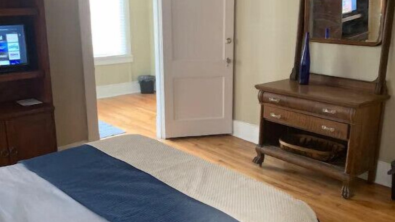 Photo of Bedroom in Vicksburg