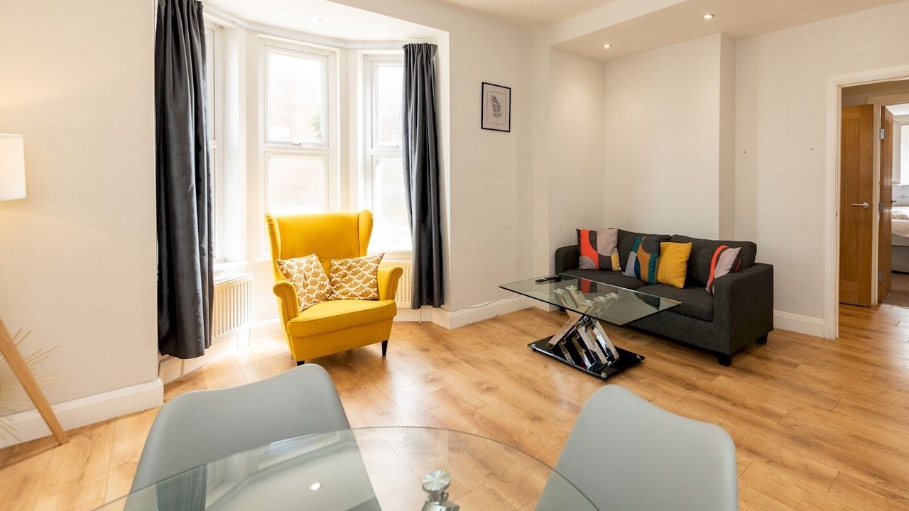 Photo of Livingroom in Reading