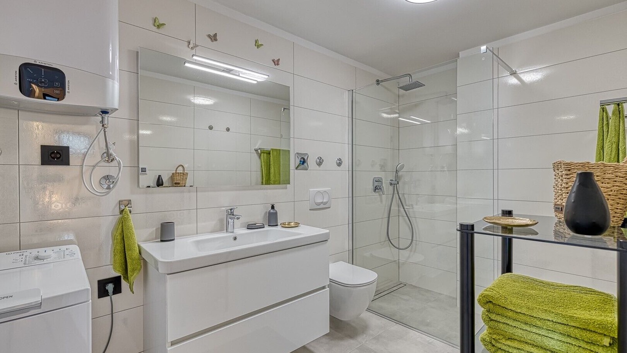 Photo of Bathroom in Rubesi