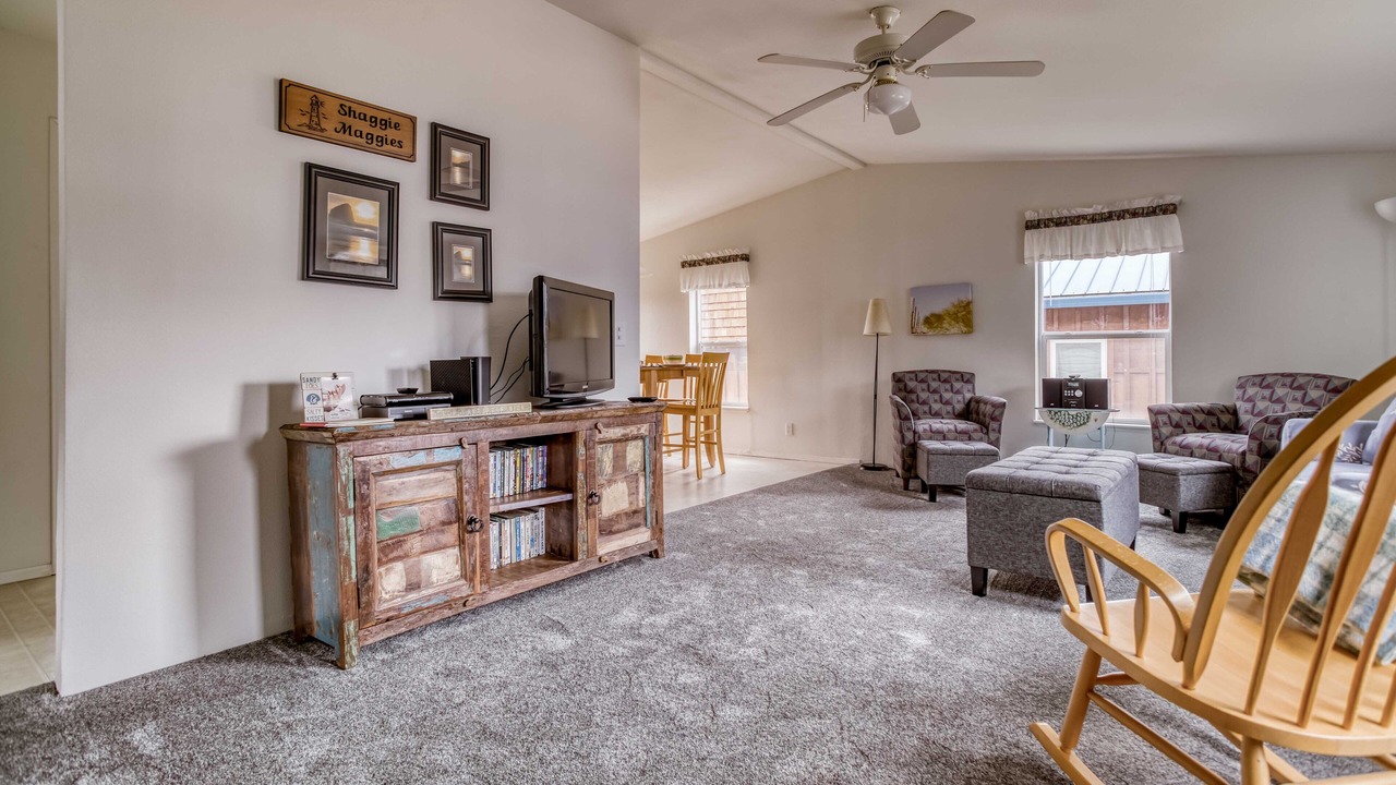 Photo of Bedroom in Pacific City